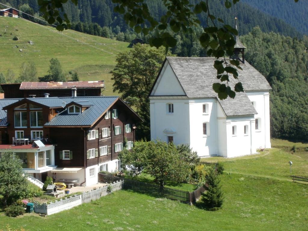 Hotel Pez Ault Дизентис Экстерьер фото