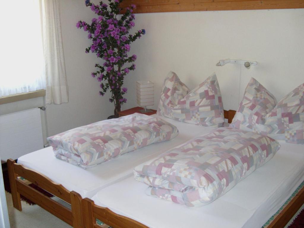 Hotel Pez Ault Дизентис Номер фото