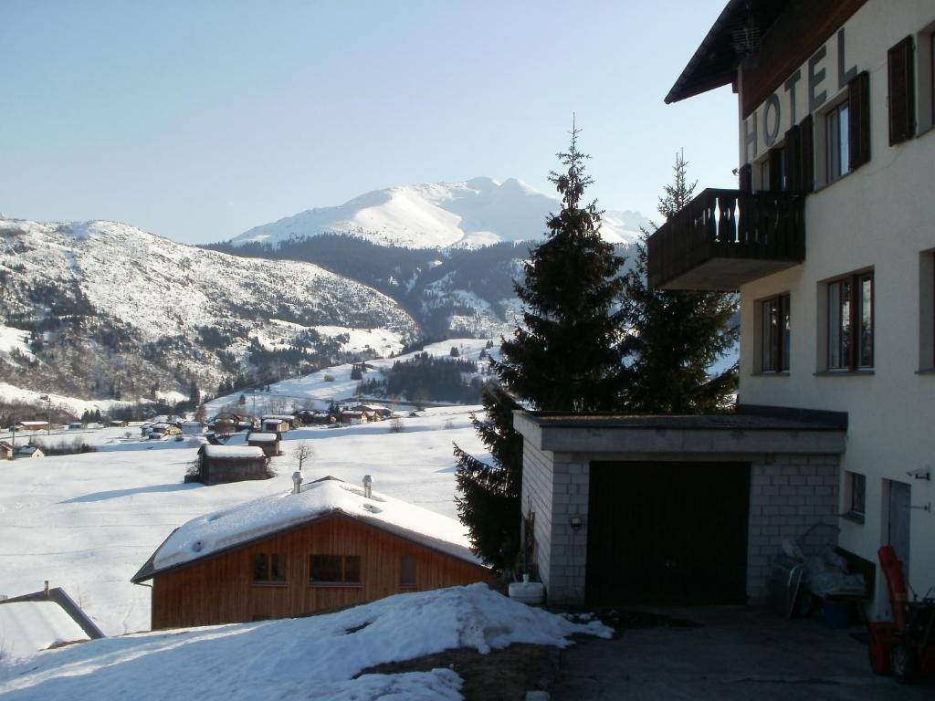 Hotel Pez Ault Дизентис Экстерьер фото