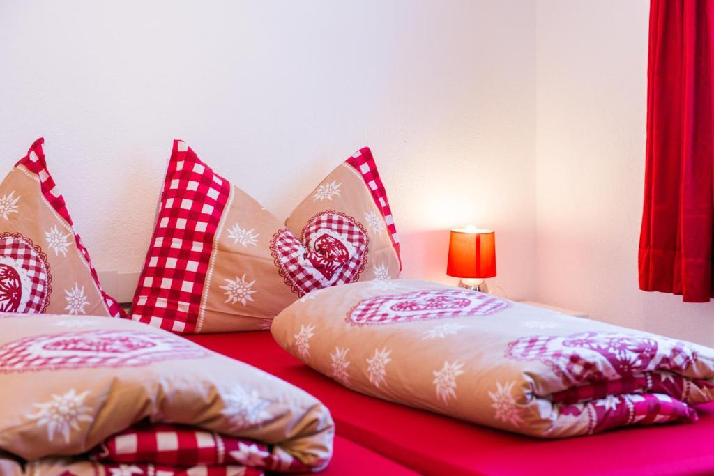 Hotel Pez Ault Дизентис Номер фото